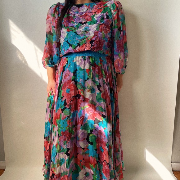Diane Freis Floral Silk Dress - Picture 4 of 6